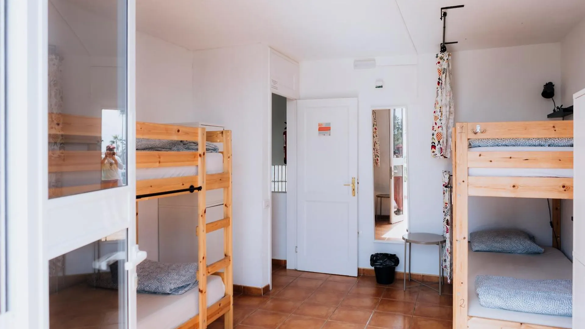Endless Summer Hostel (Adults Only) Адехе