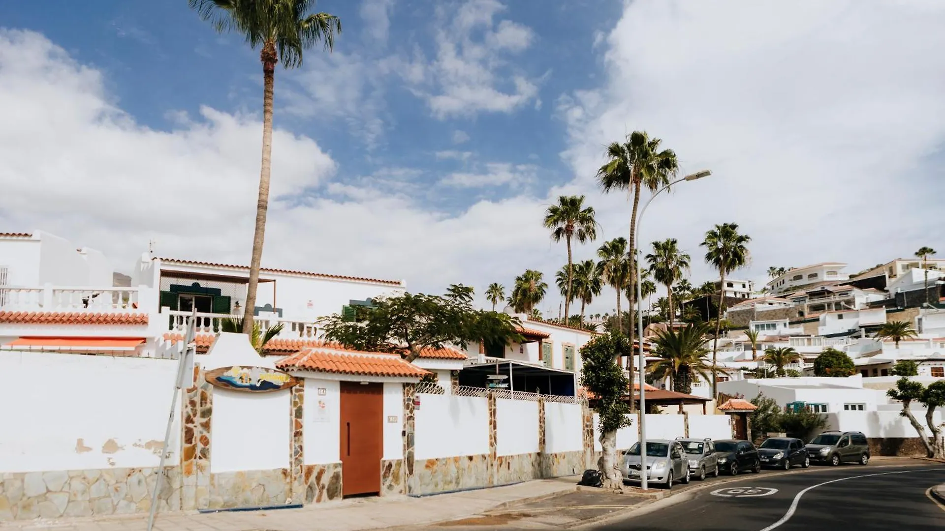 Endless Summer Hostel (Adults Only) Адехе
