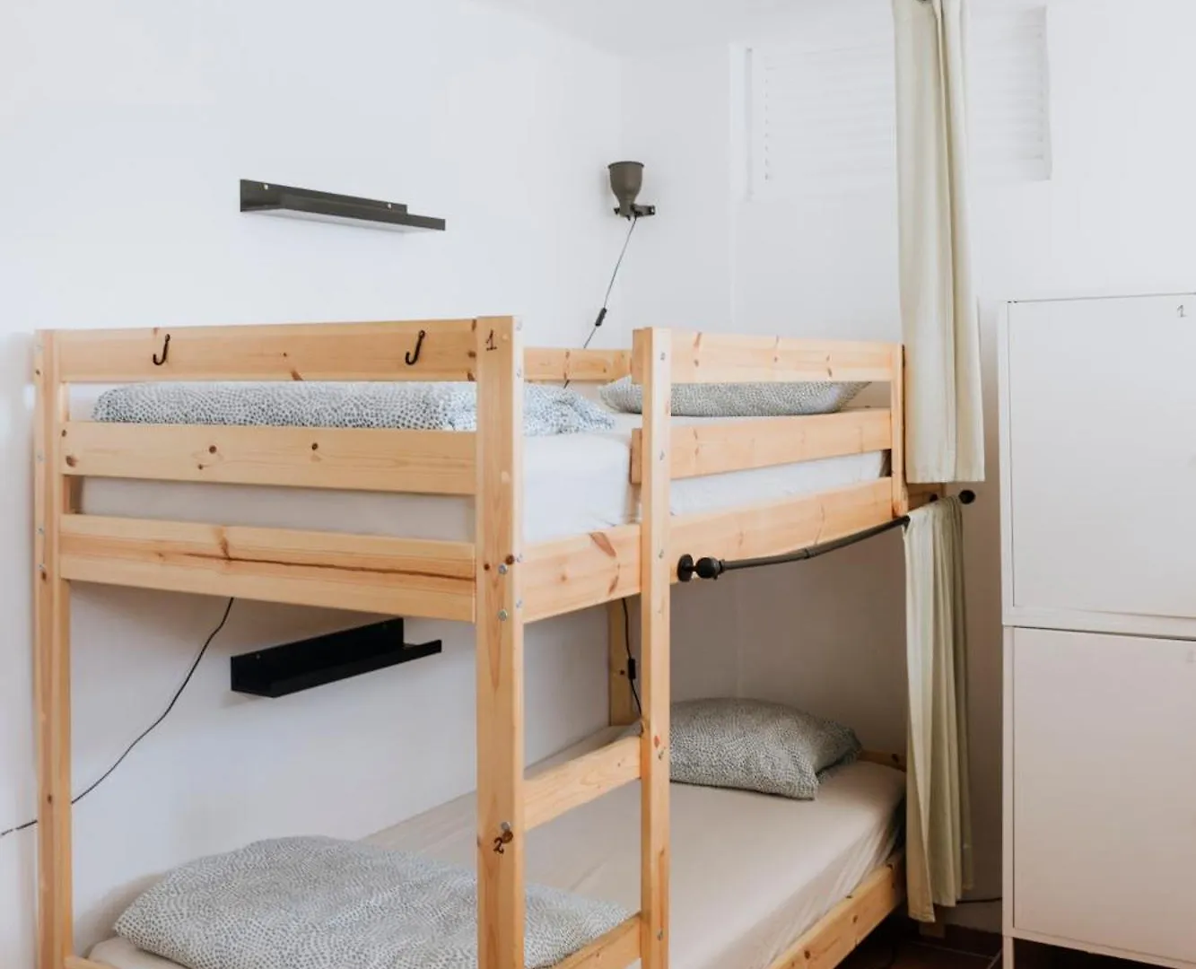 Endless Summer Hostel (Adults Only) Адехе