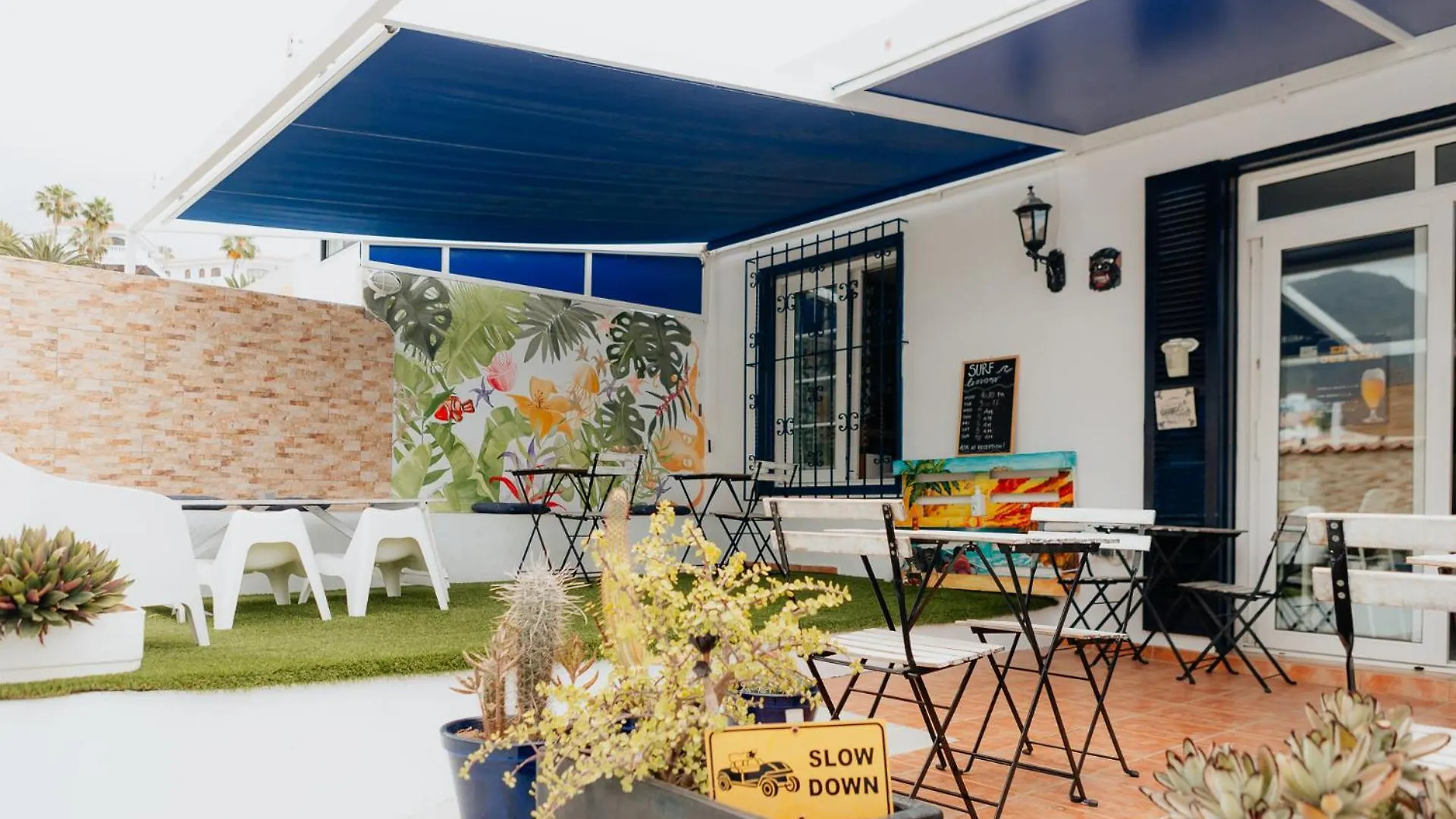 Endless Summer Hostel (Adults Only) Costa Adeje  0*, Costa Adeje (Tenerife) Spanje